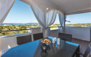 Отель Three-Bedroom Apartment in Sibenik  Шибеник